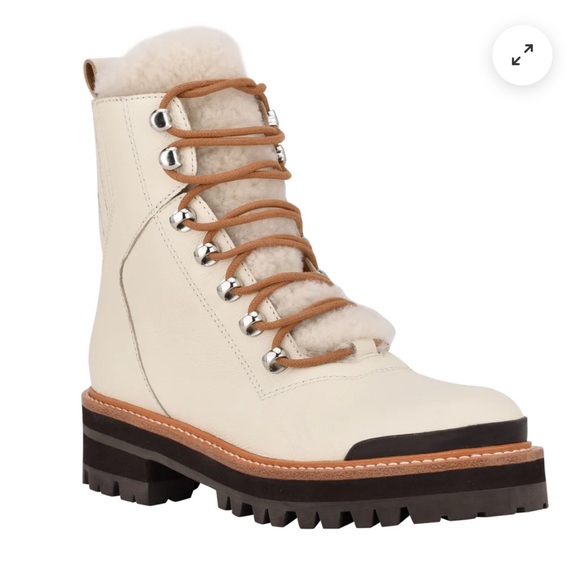 Marc Fisher Izzie Lugsole Ankle boot in White, size 9! - Picture 4 of 7